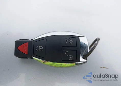 2012 Mercedes-Benz C 63 Amg из США, поврежденный, VIN WDDGF7HB3CA627176